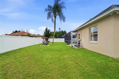 335 Ruby Lake Loop Winter Haven FL 33884