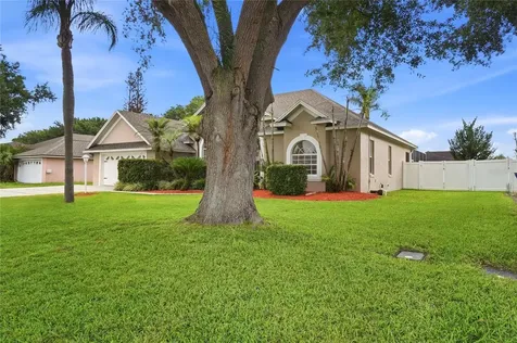 335 Ruby Lake Loop Winter Haven FL 33884
