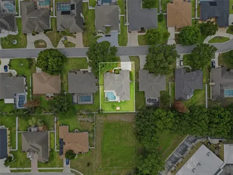 335 Ruby Lake Loop Winter Haven FL 33884