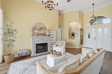 335 Ruby Lake Loop Winter Haven FL 33884