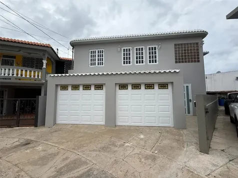 Calle 10 Villa Nitza Manati PR 00674