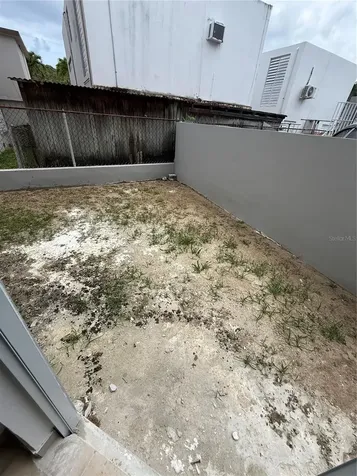Calle 10 Villa Nitza Manati PR 00674