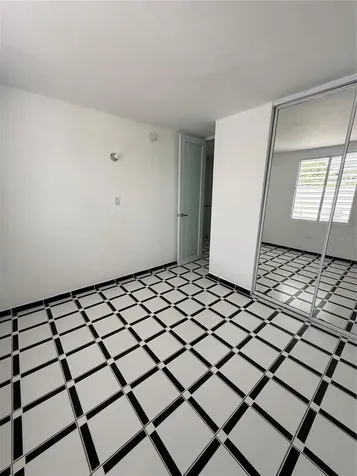 Calle 10 Villa Nitza Manati PR 00674