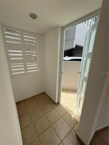 Calle 10 Villa Nitza Manati PR 00674
