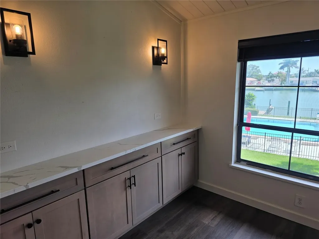 507 Plaza Seville Court Treasure Island FL 33706