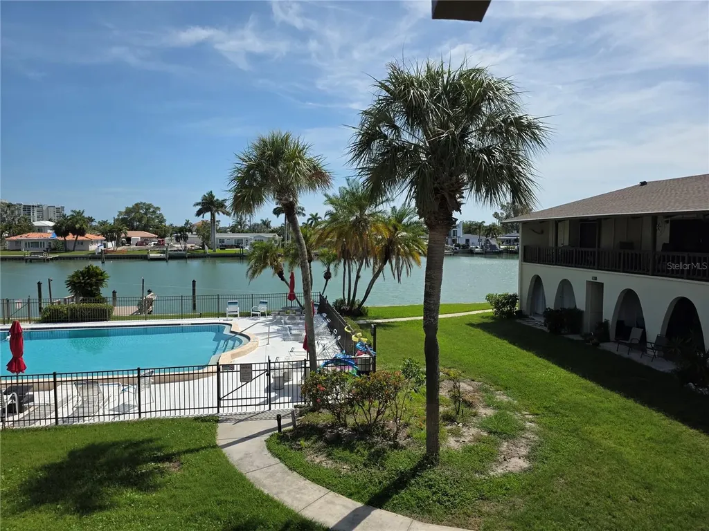 507 Plaza Seville Court Treasure Island FL 33706