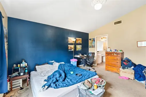 11019 Connacht Way Tampa FL 33610
