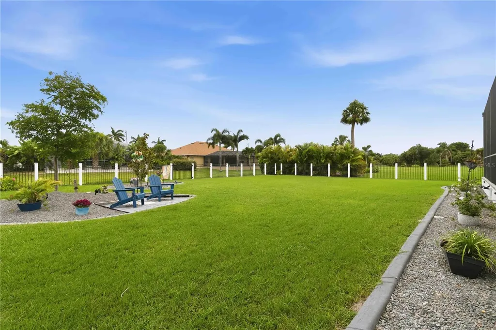 216 Rotonda Boulevard E Rotonda West FL 33947