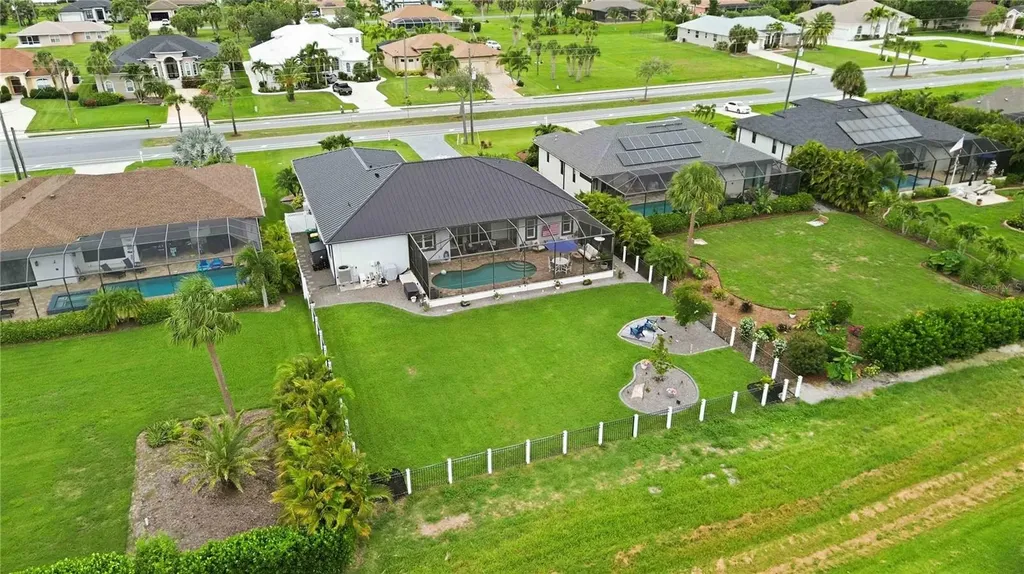 216 Rotonda Boulevard E Rotonda West FL 33947