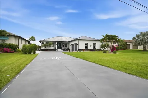 216 Rotonda Boulevard E Rotonda West FL 33947
