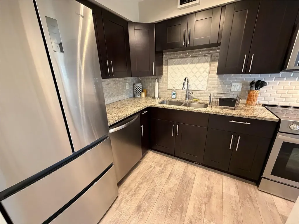 4985 Cobia Drive SE St Petersburg FL 33705