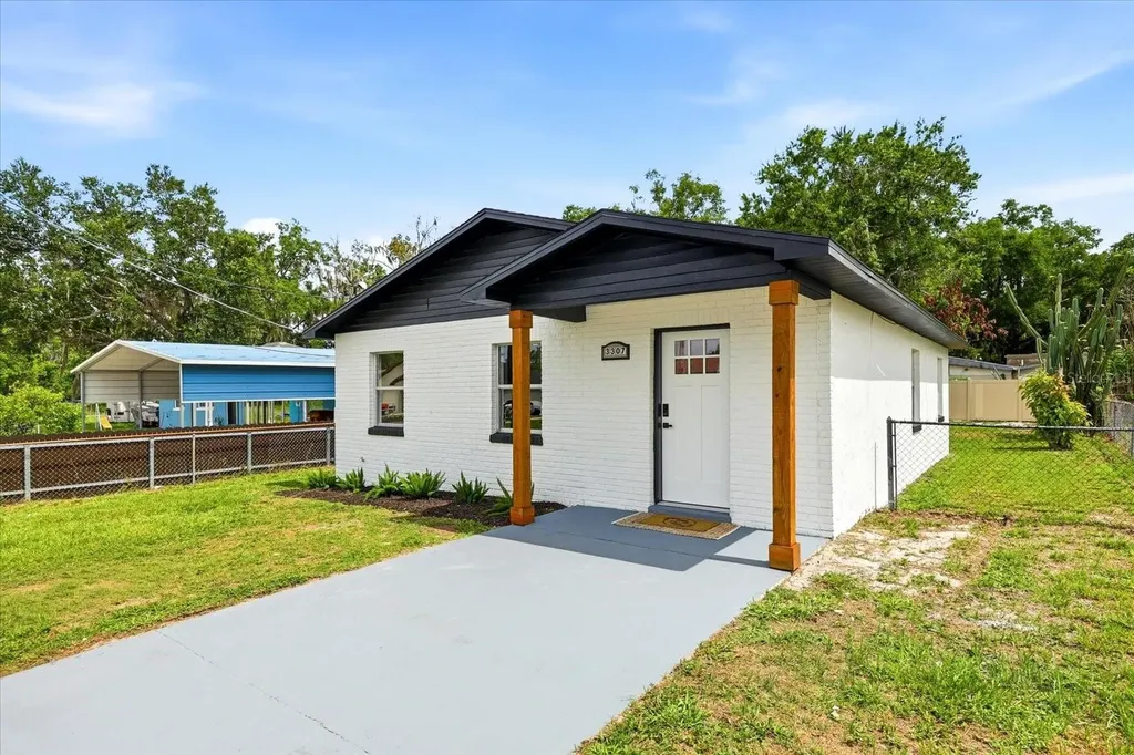 3307 Hickman Avenue Plant City FL 33563
