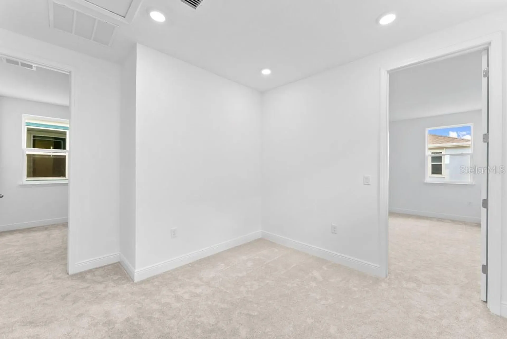 10115 Pearson Avenue Orlando FL 32827