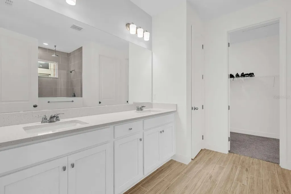 10061 Dulbecco Street Orlando FL 32827