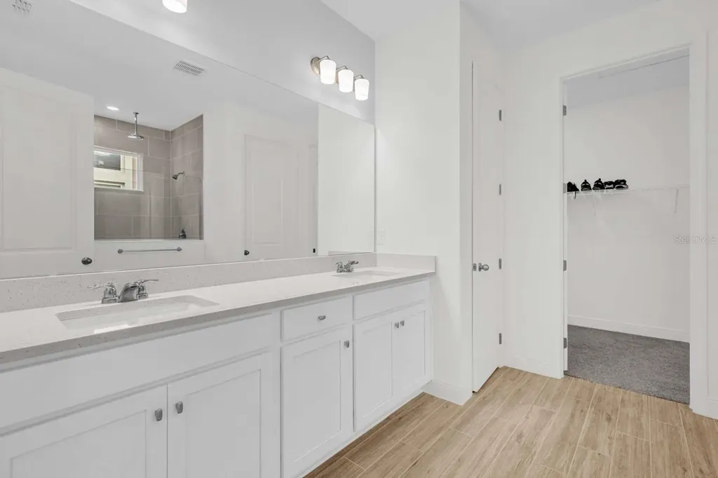 10061 Dulbecco Street Orlando FL 32827