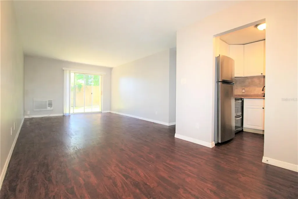 3001 Bee Ridge Road Sarasota FL 34239
