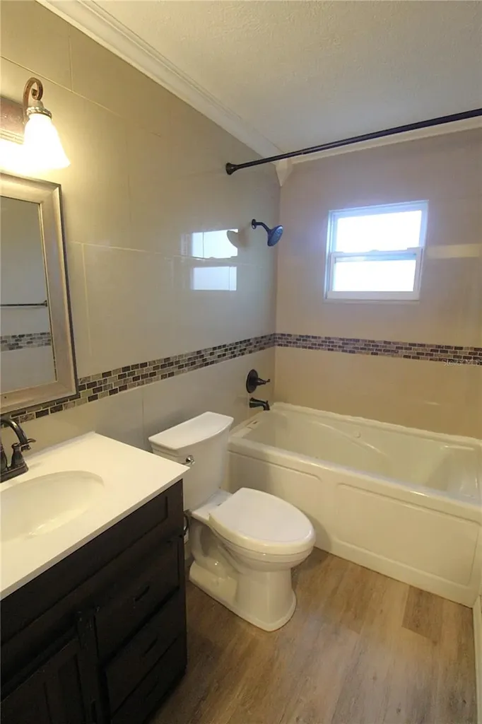 3001 Bee Ridge Road Sarasota FL 34239