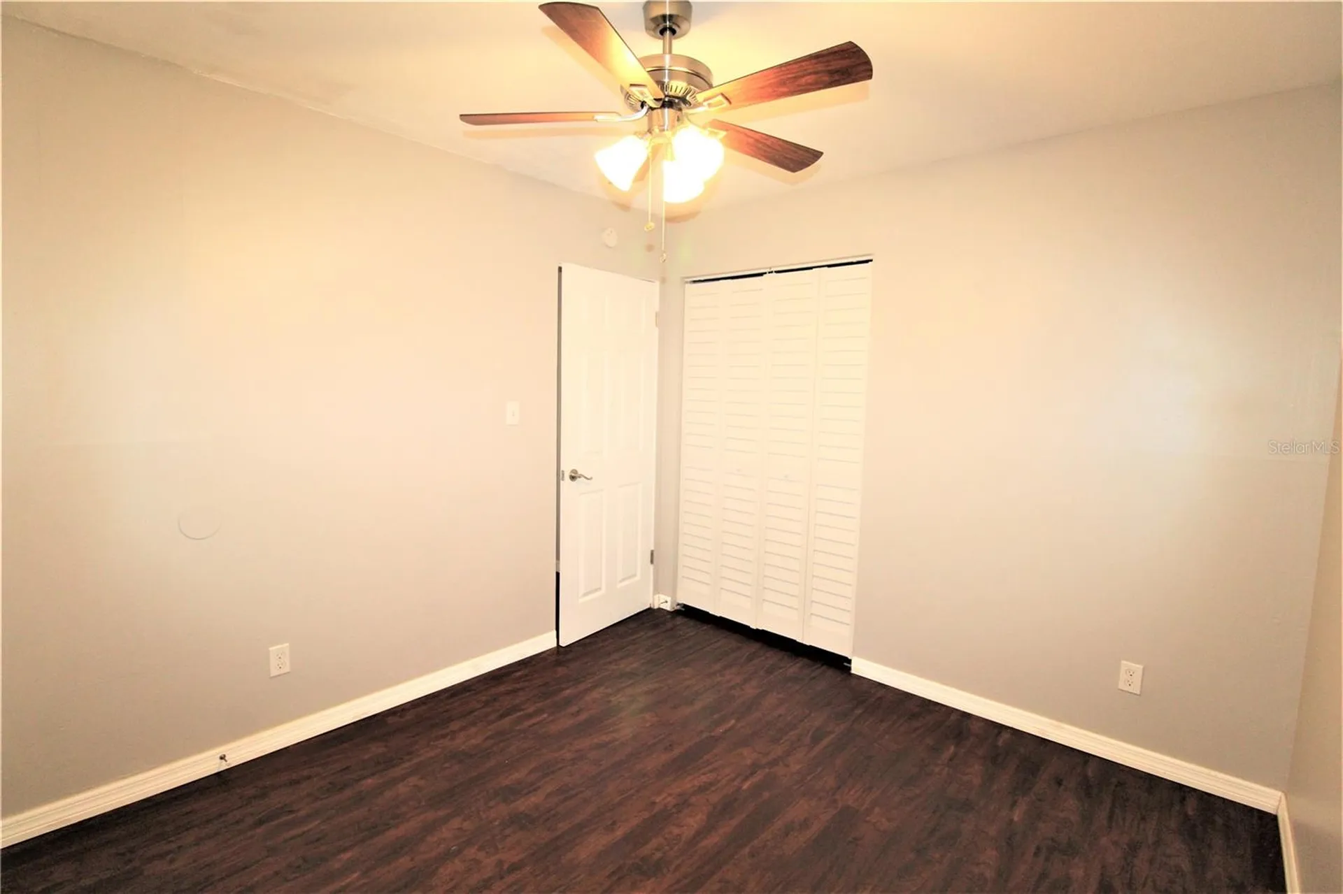 3001 Bee Ridge Road Sarasota FL 34239