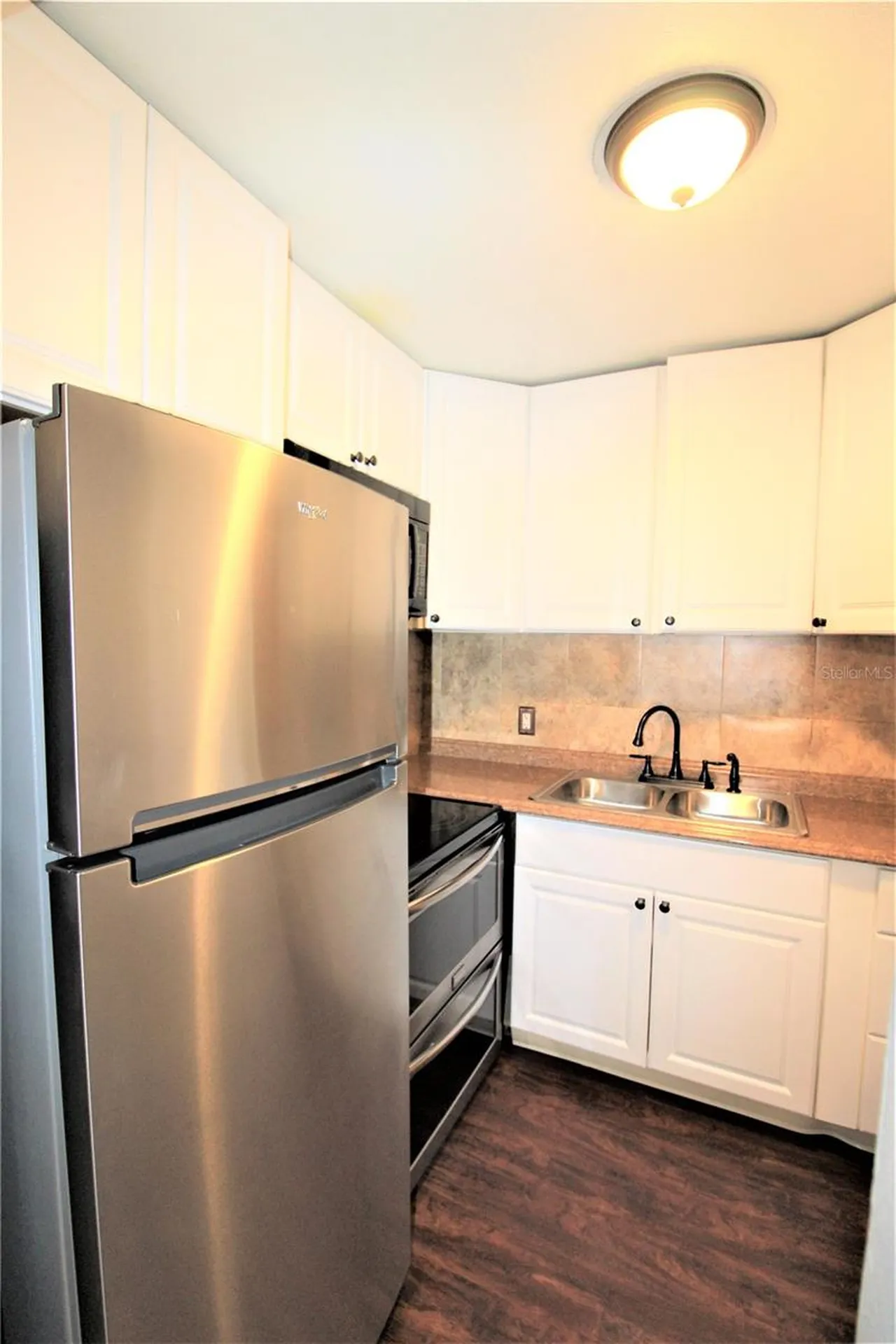 3001 Bee Ridge Road Sarasota FL 34239