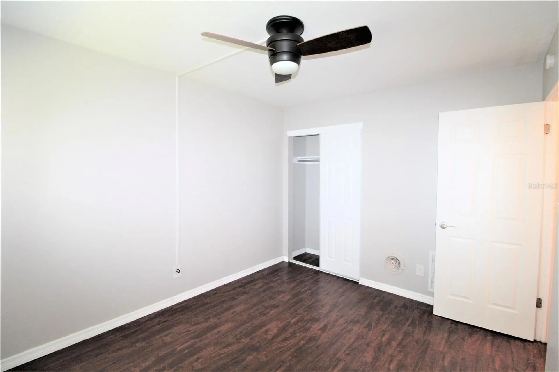 3001 Bee Ridge Road Sarasota FL 34239