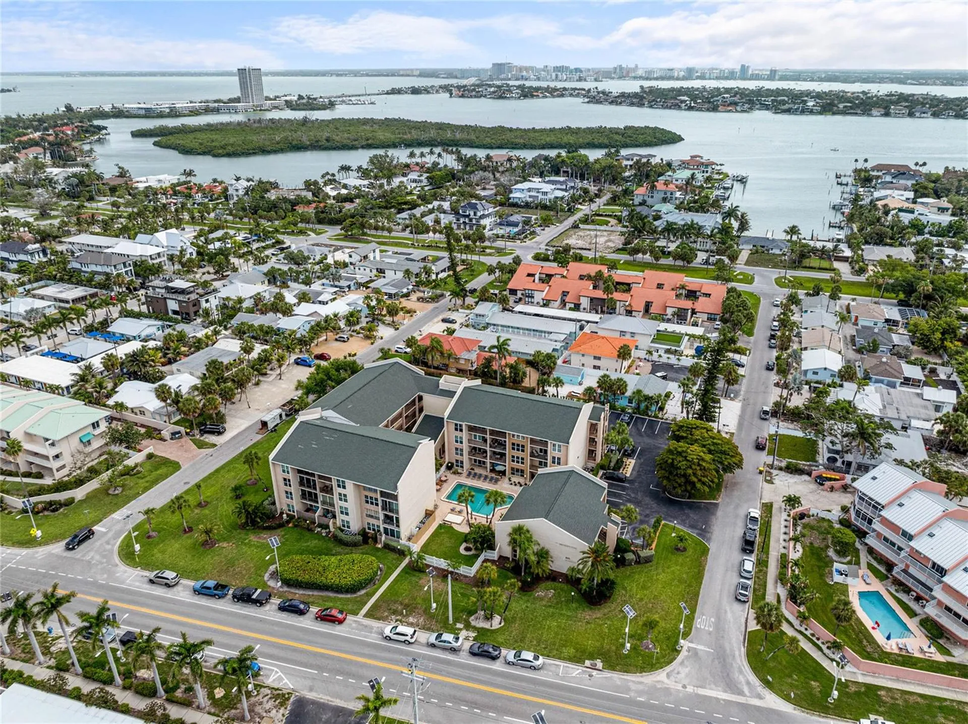 845 Benjamin Franklin Drive Sarasota FL 34236