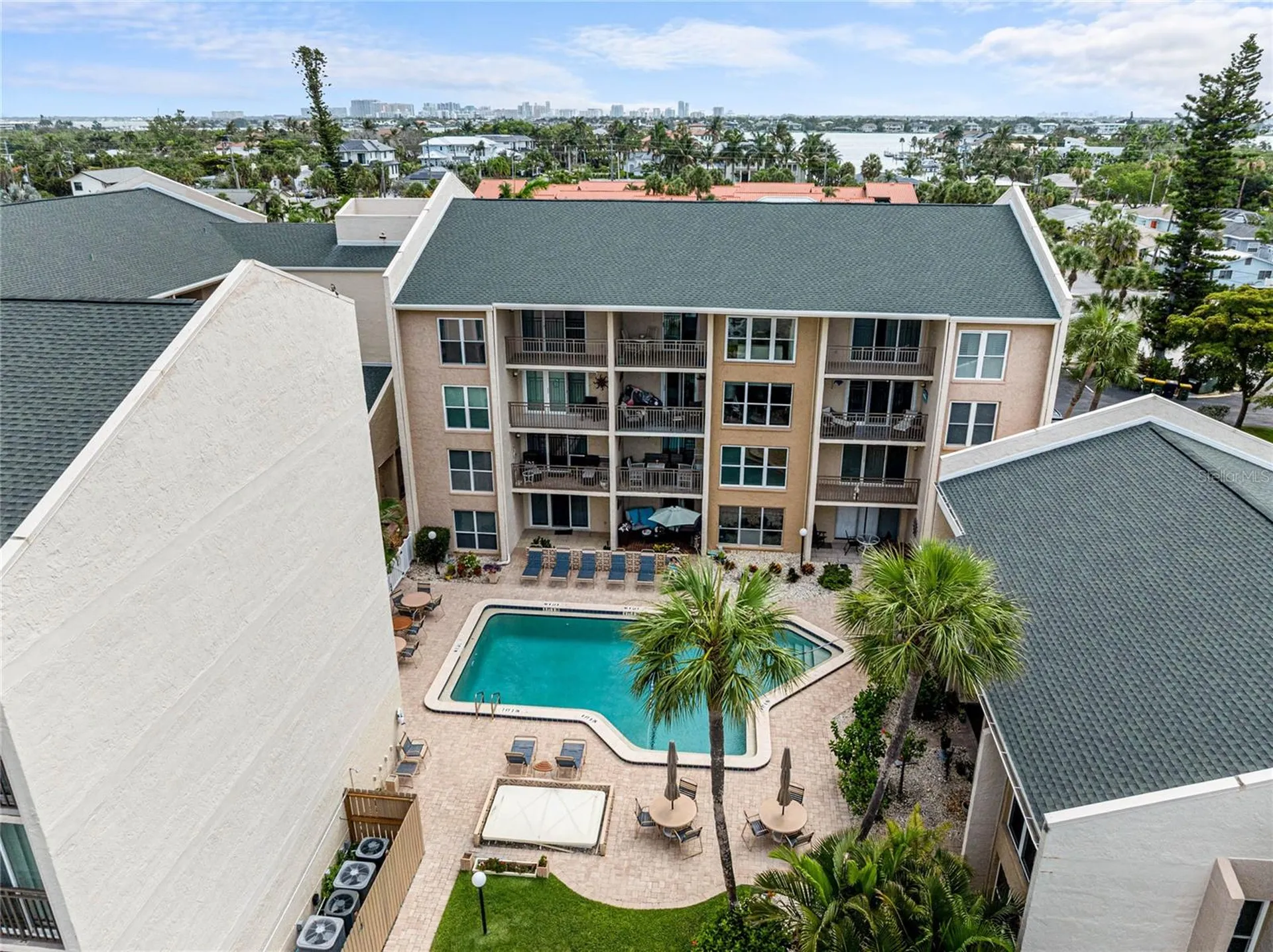 845 Benjamin Franklin Drive Sarasota FL 34236