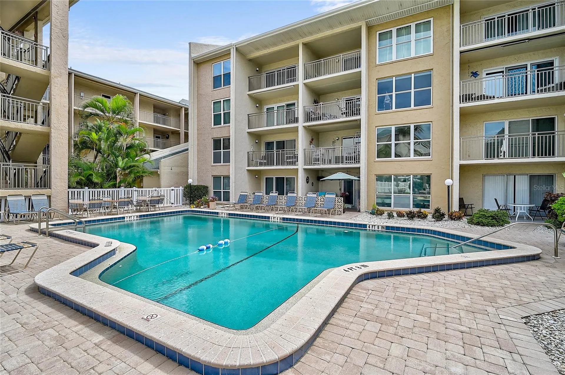845 Benjamin Franklin Drive Sarasota FL 34236
