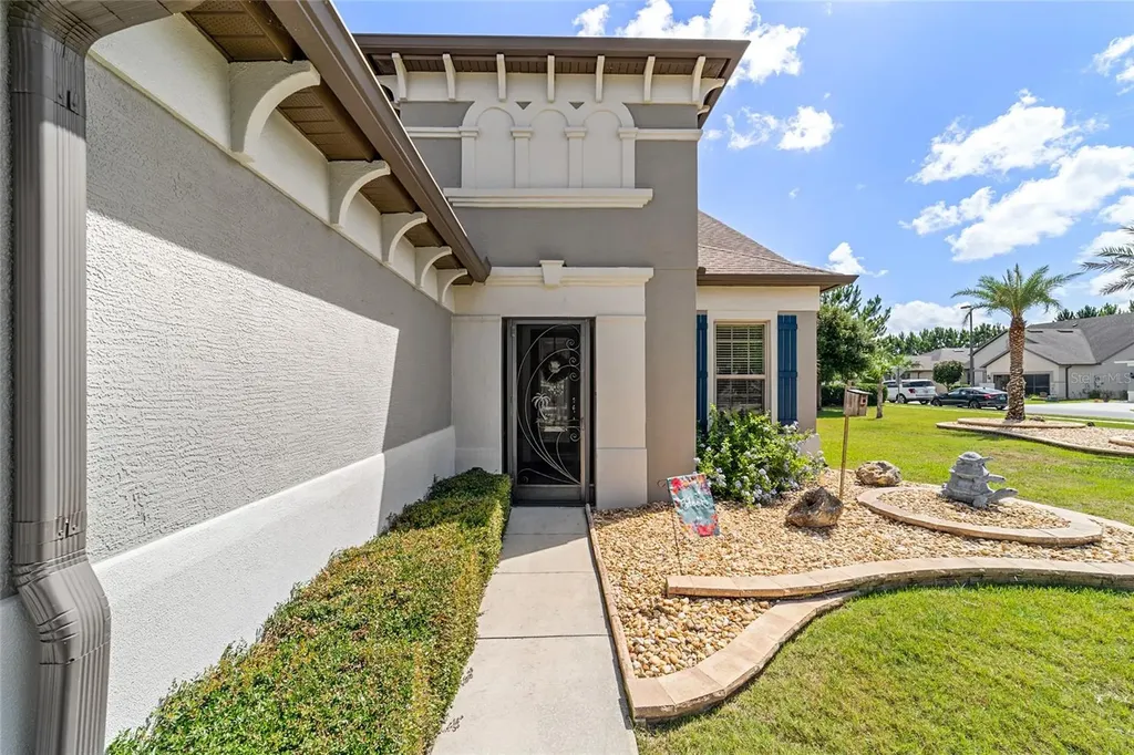 9300 SW 70th Loop Ocala FL 34481