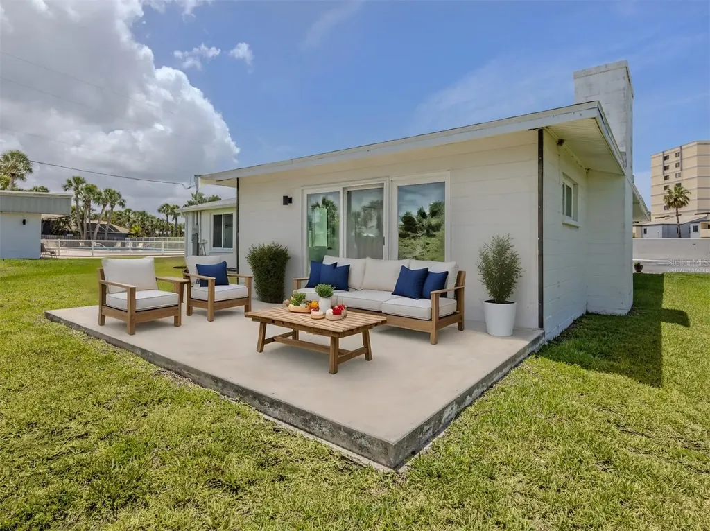 908 Villas Drive Venice FL 34285