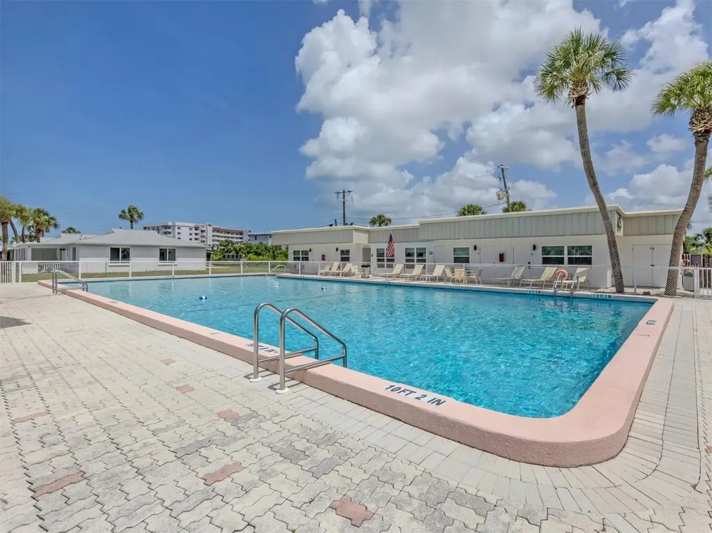 908 Villas Drive Venice FL 34285