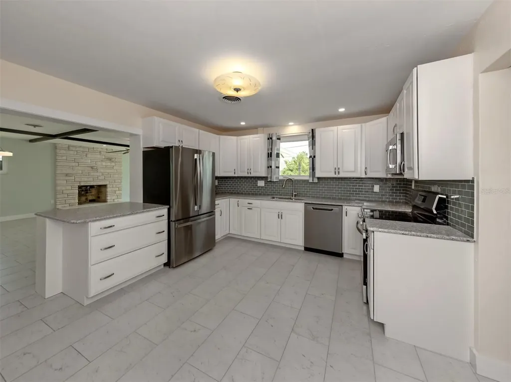 908 Villas Drive Venice FL 34285