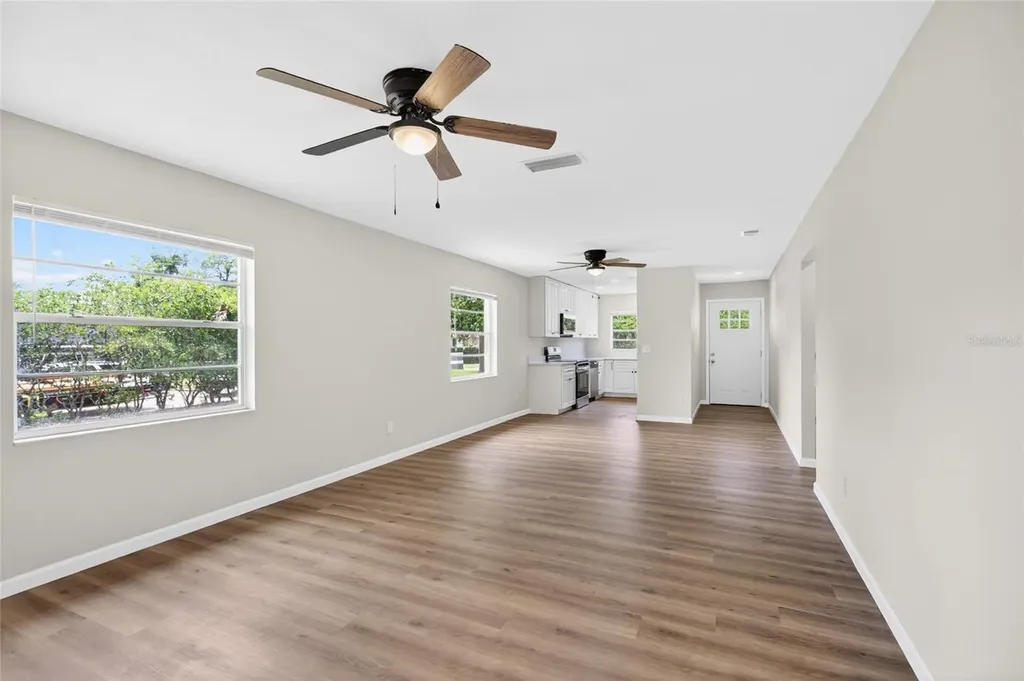 25342 Carnoustie Drive Sorrento FL 32776
