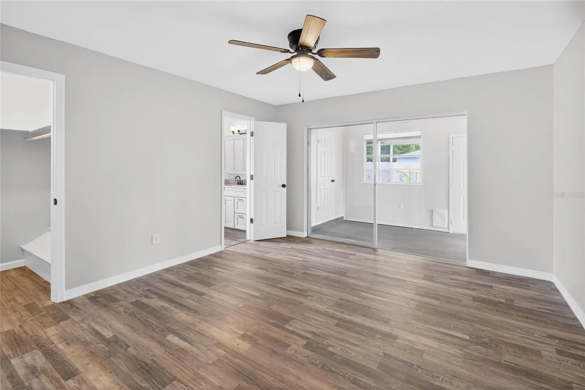 25342 Carnoustie Drive Sorrento FL 32776