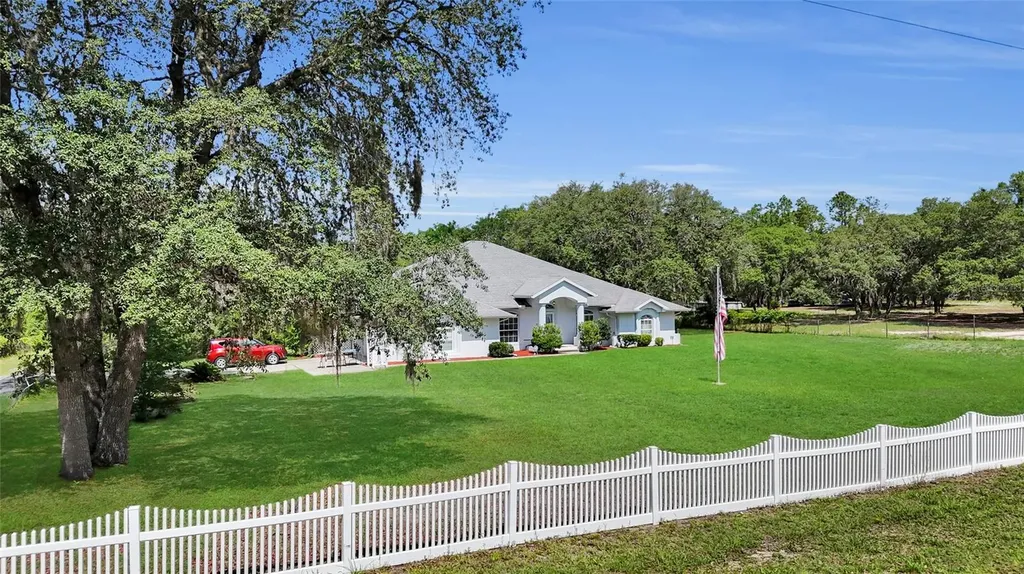 5260 SW 176th Avenue Dunnellon FL 34432
