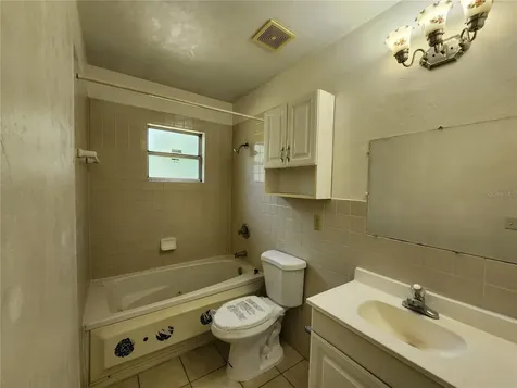 2831 NE 17 Drive Gainesville FL 32609