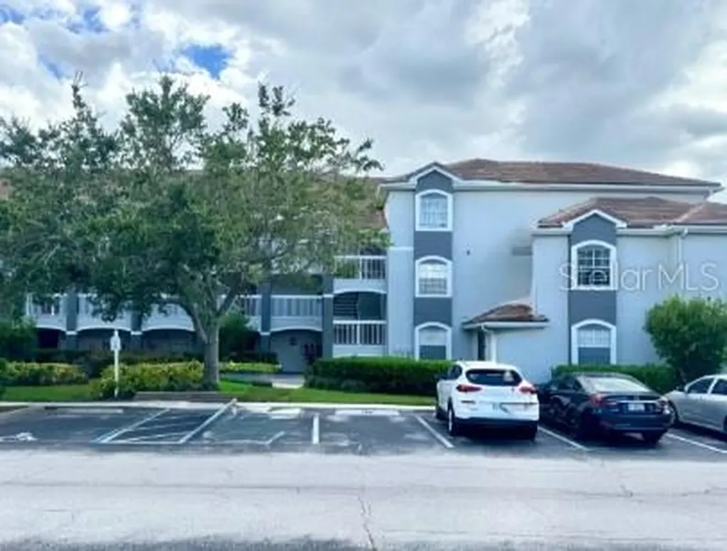 14036 Fairway Island Drive Unit Orlando FL 32837
