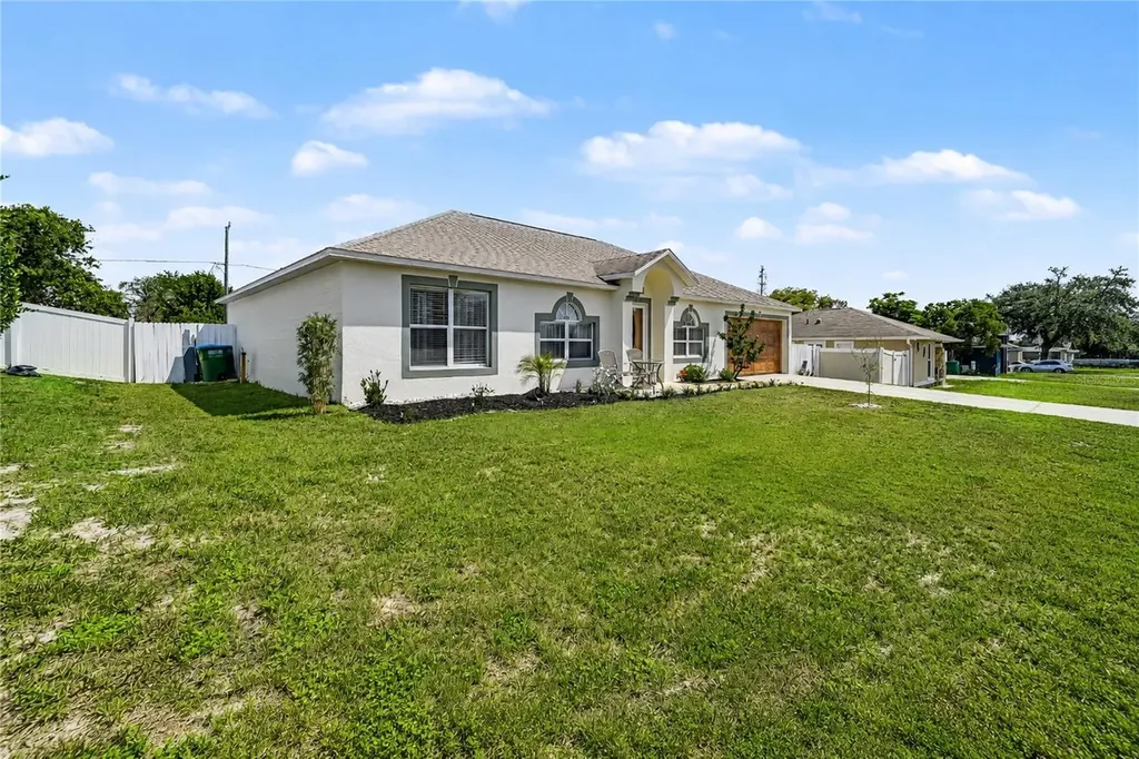 2382 Kerridale Street Deltona FL 32738