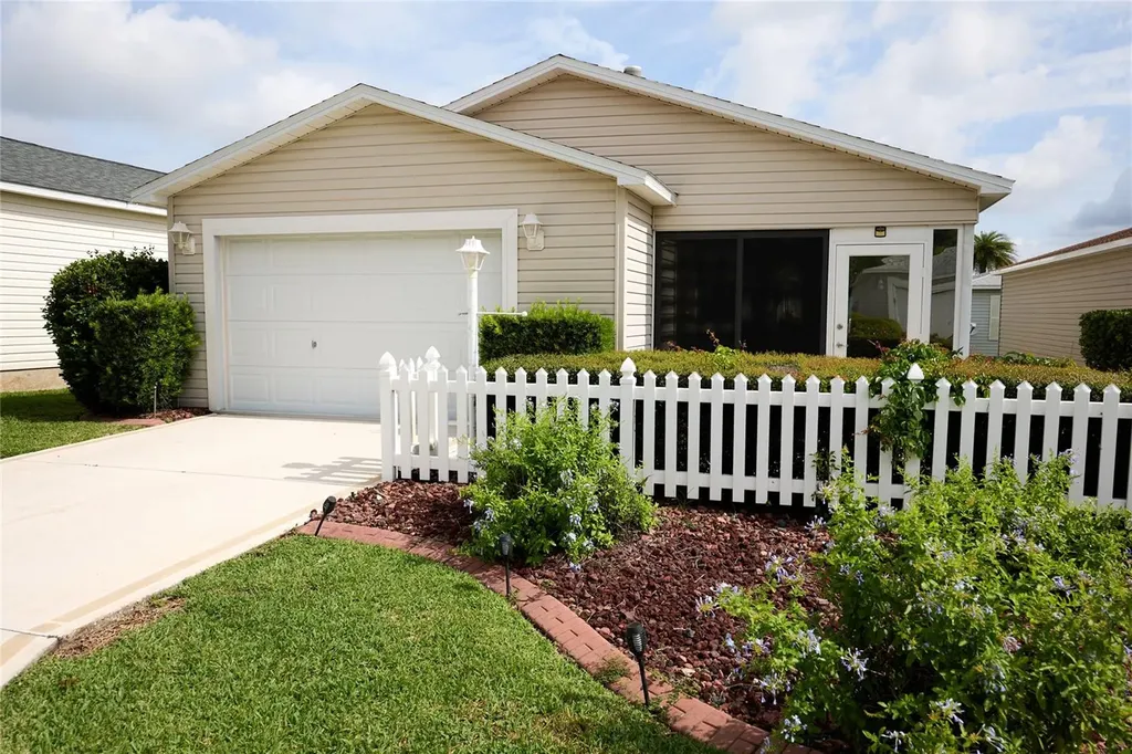 2331 Riley Road The Villages FL 32162