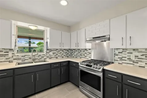 1662 Louisiana Road South Daytona FL 32119