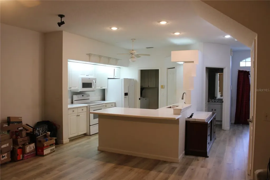 202 Hemingway Drive Oldsmar FL 34677