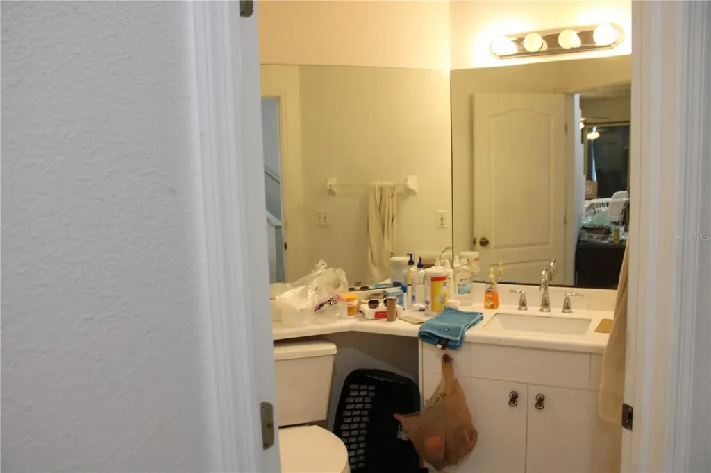 202 Hemingway Drive Oldsmar FL 34677