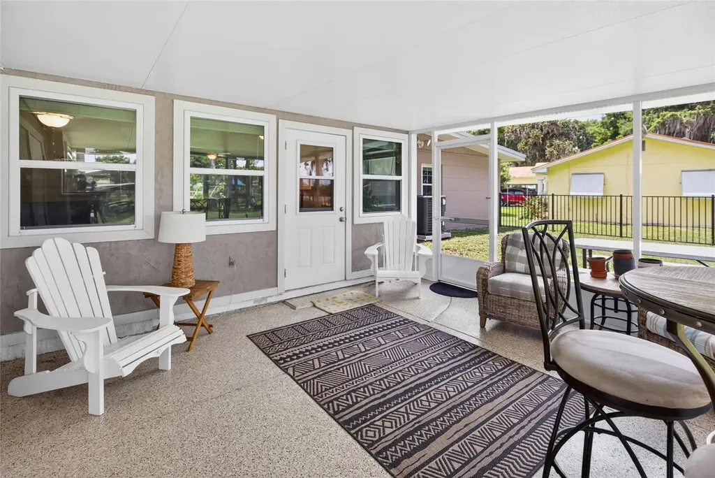 7588 S Crescent Loop Floral City FL 34436