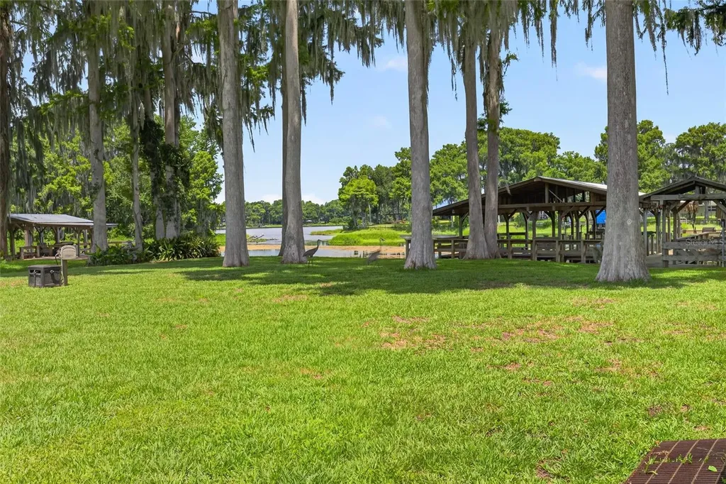 7588 S Crescent Loop Floral City FL 34436