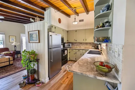 7588 S Crescent Loop Floral City FL 34436
