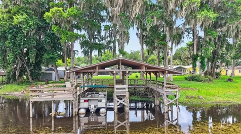7588 S Crescent Loop Floral City FL 34436