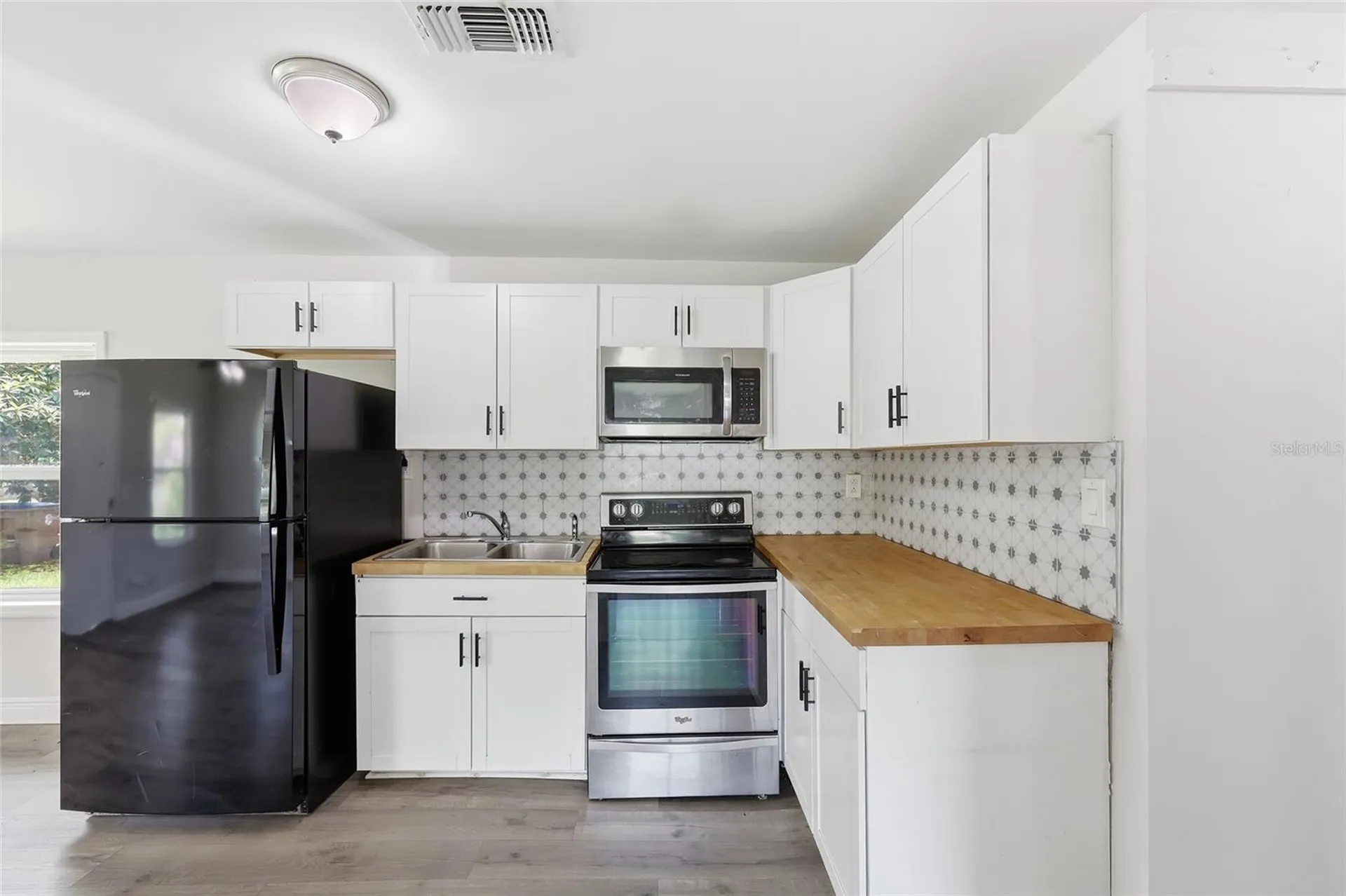 1137 Shawnee Drive Kissimmee FL 34744