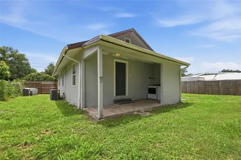 1137 Shawnee Drive Kissimmee FL 34744