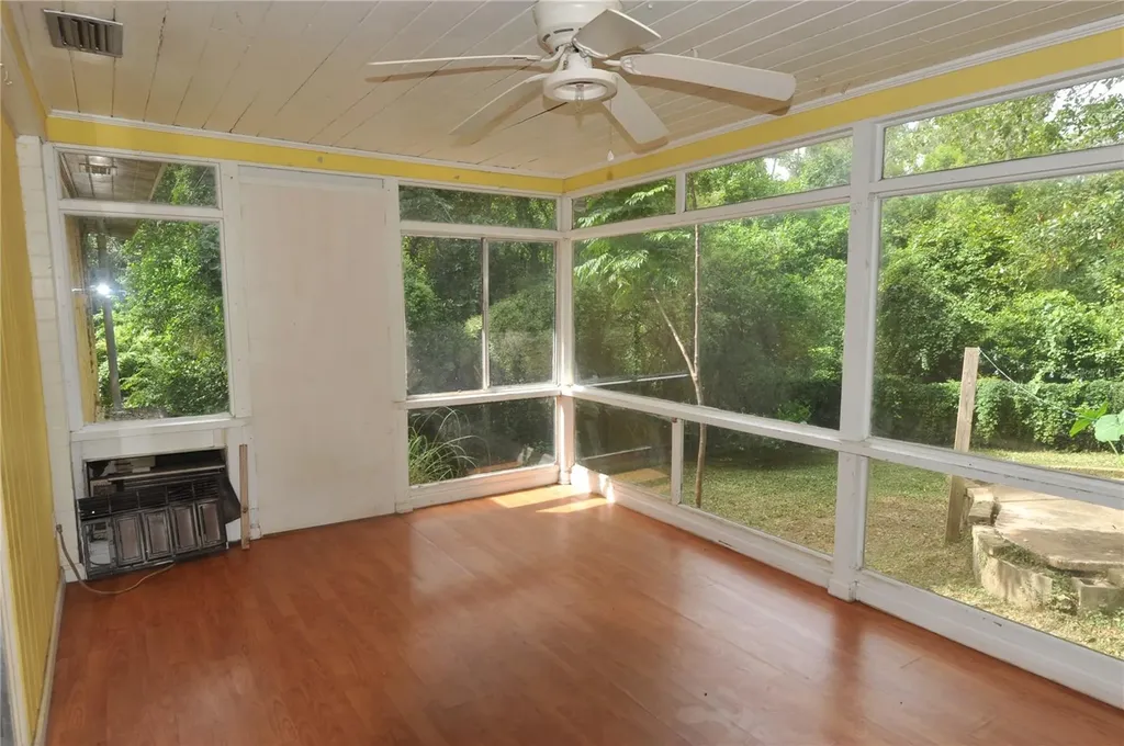 1410 NW 7th Road Gainesville FL 32603