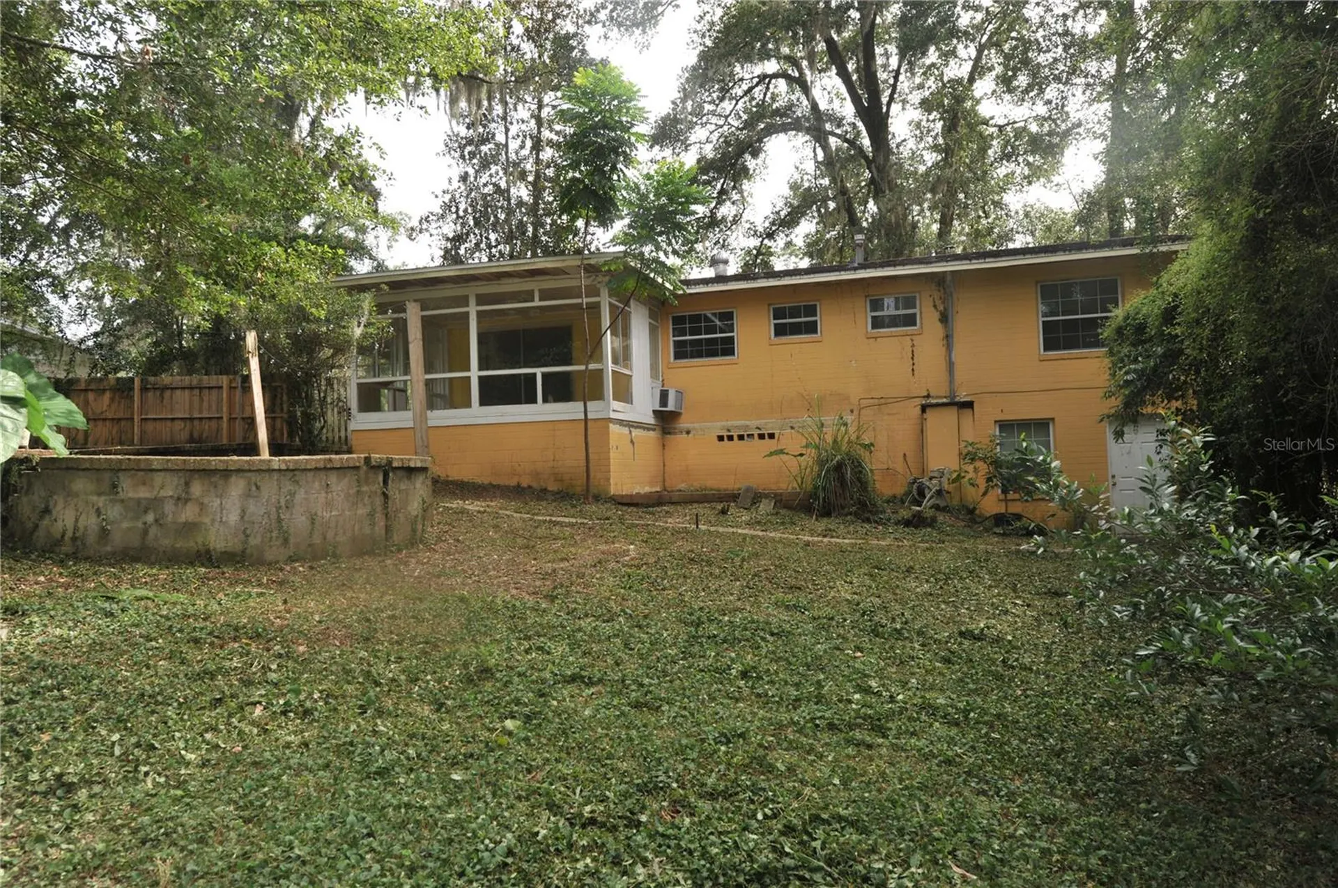 1410 NW 7th Road Gainesville FL 32603