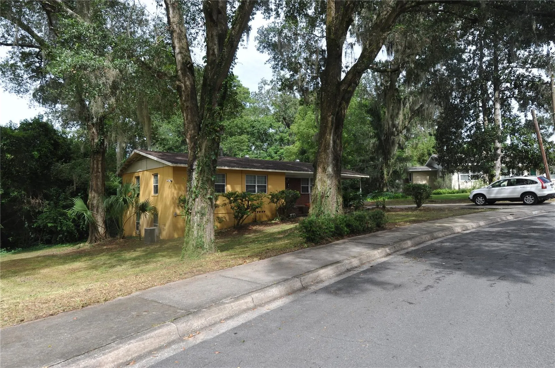 1410 NW 7th Road Gainesville FL 32603